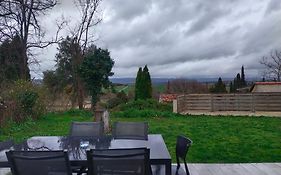 Maison De Village